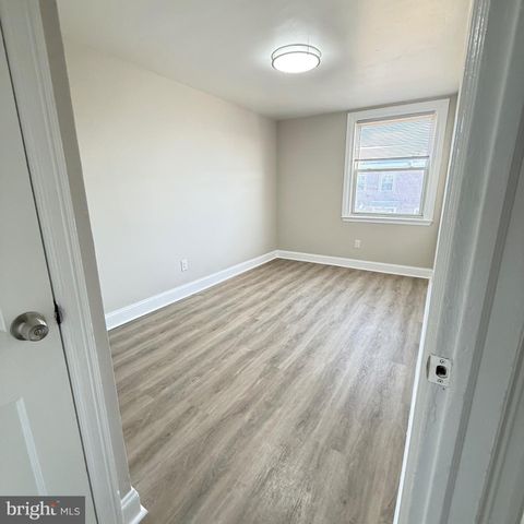 7219 LARGE ST, Philadelphia, PA 19149