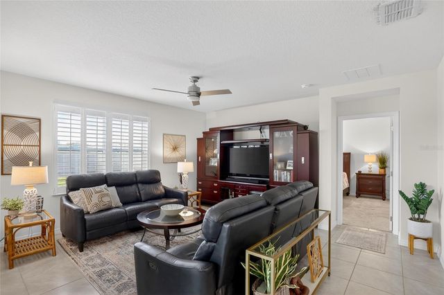 5211 MAHOGANY DRIVE, Mount Dora, FL 32757