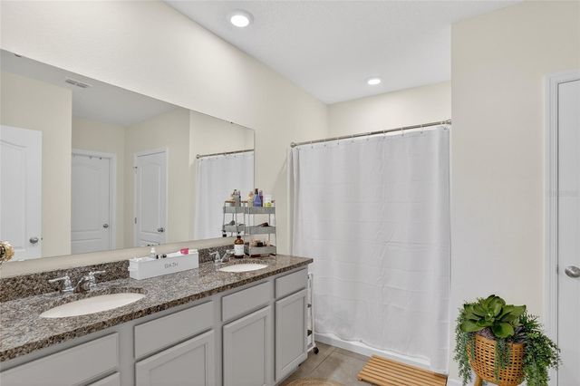 5211 MAHOGANY DRIVE, Mount Dora, FL 32757