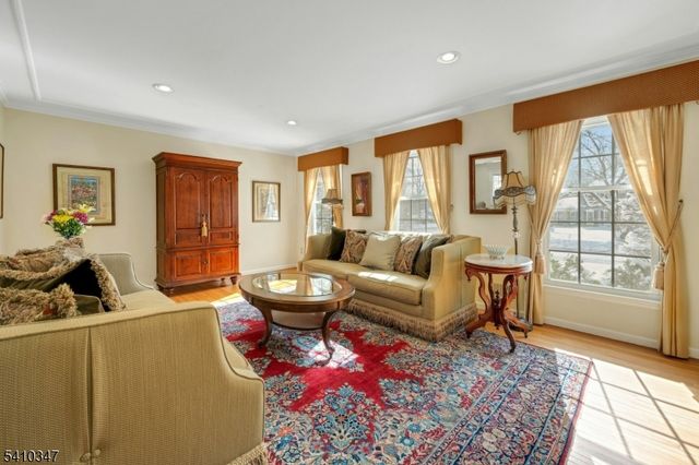 115 Berkeley Circle, Bernards Twp., NJ 07920