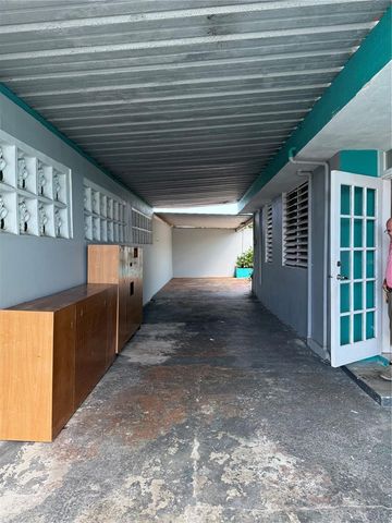 Inocencio Cruz 3RA EXTENCIÓN VILLA CAROLINA 132-42C, Carolina, PR 00985