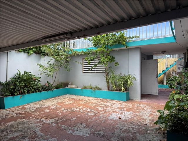Inocencio Cruz 3RA EXTENCIÓN VILLA CAROLINA 132-42C, Carolina, PR 00985