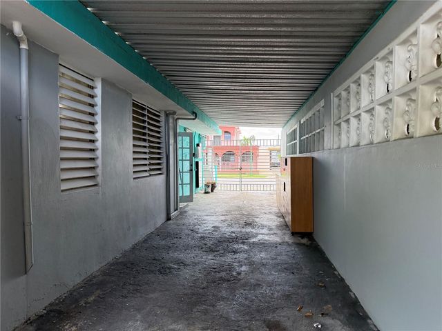 Inocencio Cruz 3RA EXTENCIÓN VILLA CAROLINA 132-42C, Carolina, PR 00985