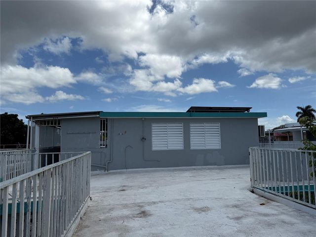 Inocencio Cruz 3RA EXTENCIÓN VILLA CAROLINA 132-42C, Carolina, PR 00985