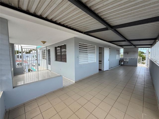 Inocencio Cruz 3RA EXTENCIÓN VILLA CAROLINA 132-42C, Carolina, PR 00985