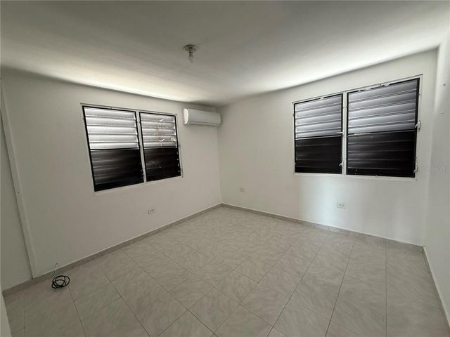 Inocencio Cruz 3RA EXTENCIÓN VILLA CAROLINA 132-42C, Carolina, PR 00985