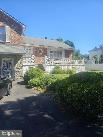 325 7TH AVE, Glassboro, NJ 08028