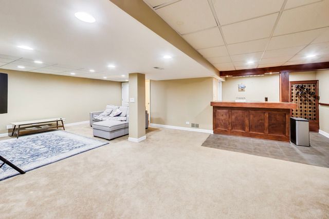 2198 Brookside Lane, Aurora, IL 60502