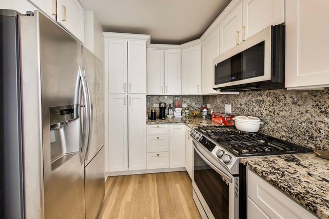 2198 Brookside Lane, Aurora, IL 60502