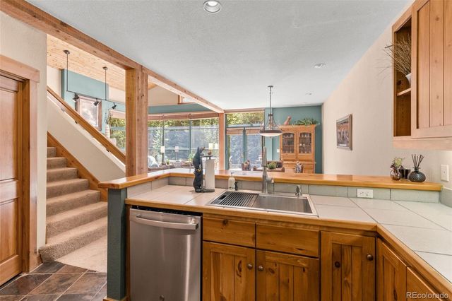 206 Alpen Rose Place 8727, Dillon, CO 80435