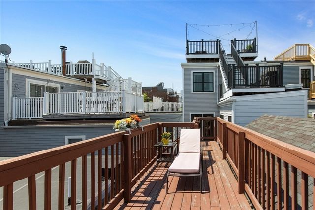 8 Allston 3, Boston, MA 02129