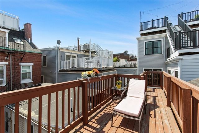 8 Allston 3, Boston, MA 02129