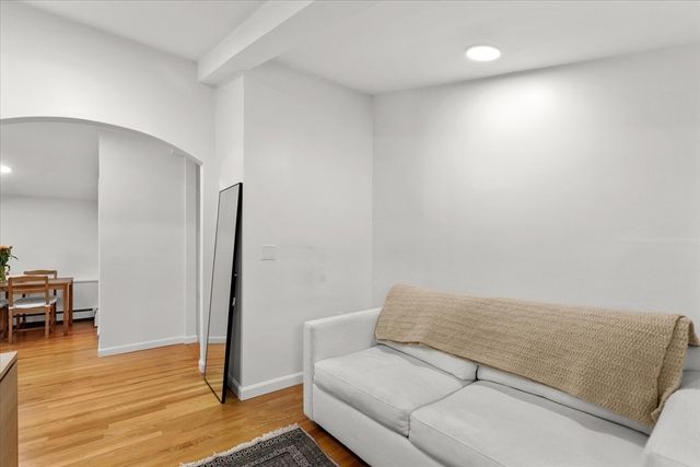 8 Allston 3, Boston, MA 02129