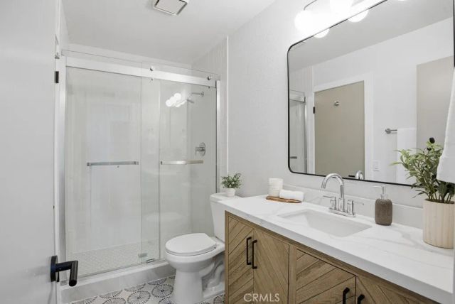 1069 Belleza Street, Camarillo, CA 93012