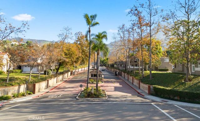 1069 Belleza Street, Camarillo, CA 93012