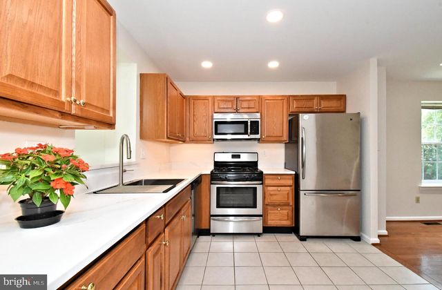2489 HILLENDALE DR, West Norriton, PA 19403