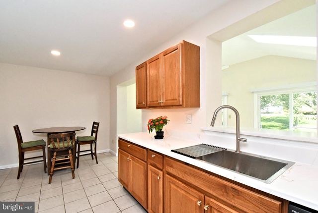 2489 HILLENDALE DR, West Norriton, PA 19403