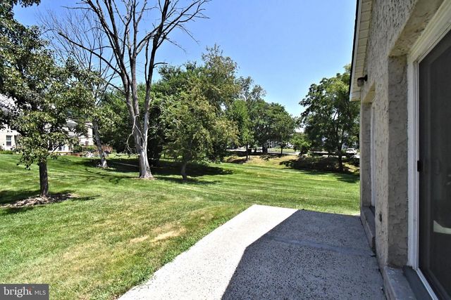 2489 HILLENDALE DR, West Norriton, PA 19403