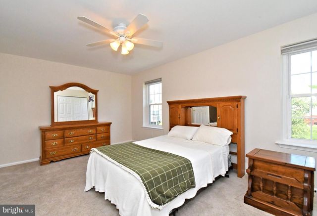 2489 HILLENDALE DR, West Norriton, PA 19403