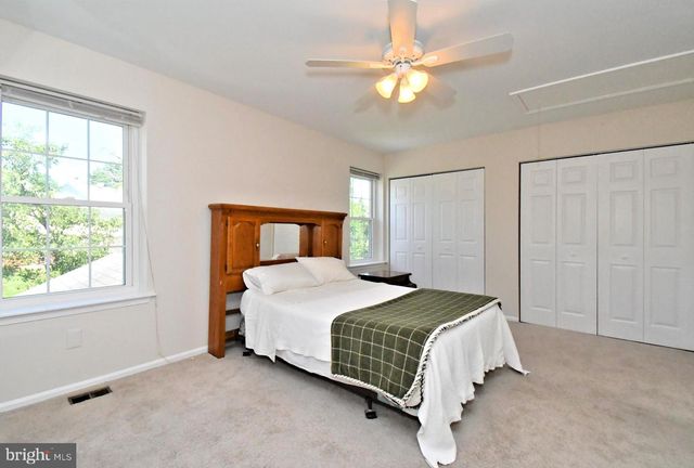 2489 HILLENDALE DR, West Norriton, PA 19403