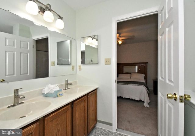 2489 HILLENDALE DR, West Norriton, PA 19403