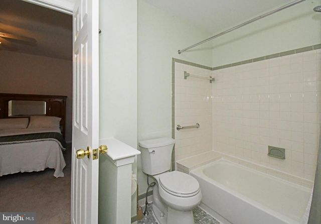 2489 HILLENDALE DR, West Norriton, PA 19403