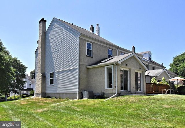 2489 HILLENDALE DR, West Norriton, PA 19403