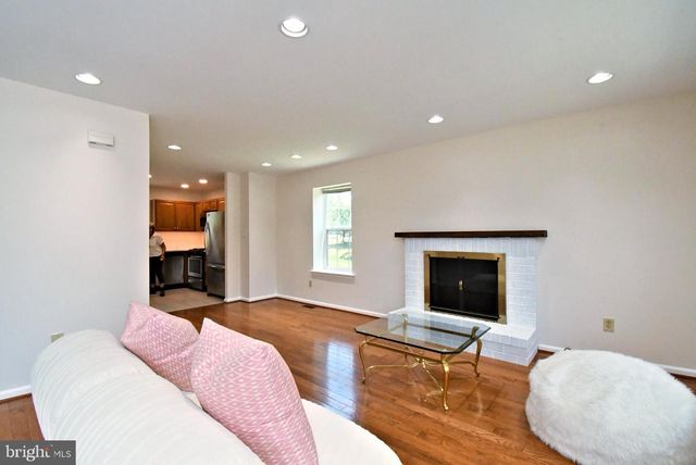 2489 HILLENDALE DR, West Norriton, PA 19403