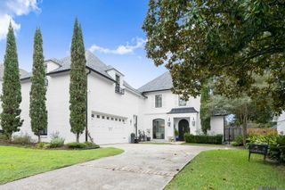 2169 Donray Dr, Baton Rouge, LA 70809