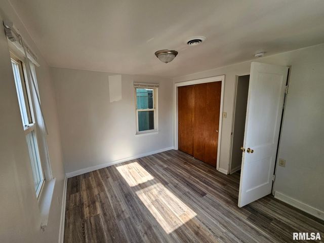 1223 N FRONT Street, Chillicothe, IL 61523