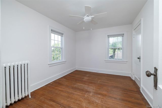 65 Lenox Avenue, Lynbrook, NY 11563