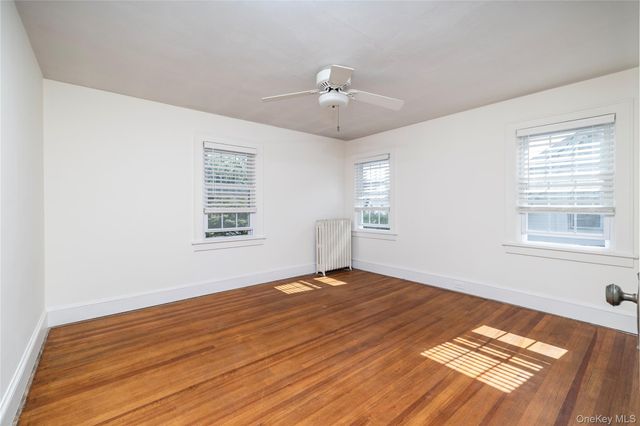 65 Lenox Avenue, Lynbrook, NY 11563