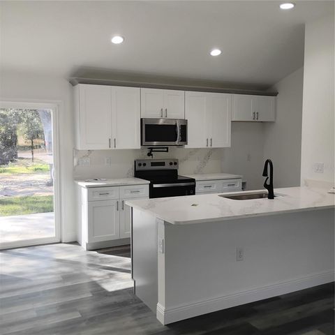 5925 SE 170TH COURT, Ocklawaha, FL 32179
