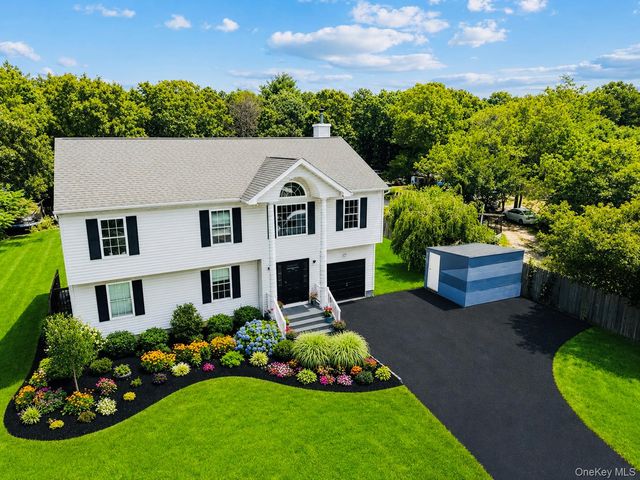 241 Middle Island Road, Medford, NY 11763