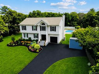 241 Middle Island Road, Medford, NY 11763