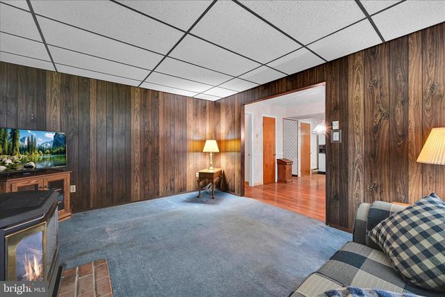 2531 VALLEY DR, Lancaster, PA 17603
