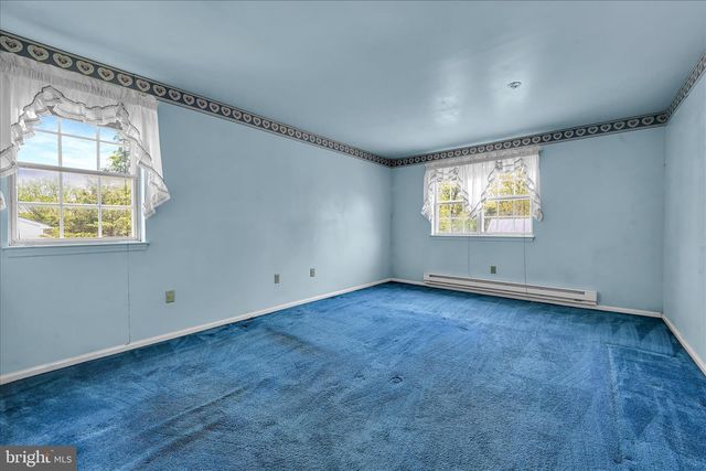 2531 VALLEY DR, Lancaster, PA 17603