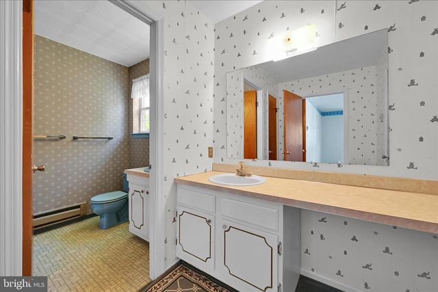 2531 VALLEY DR, Lancaster, PA 17603