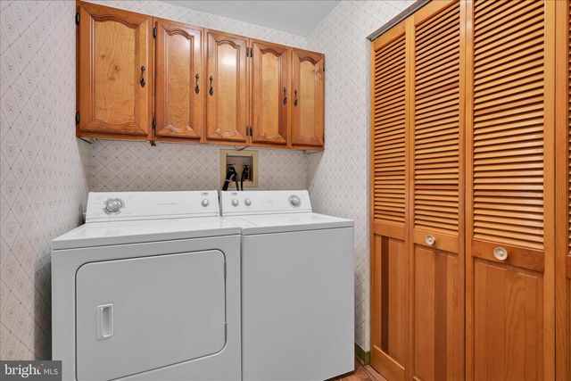 2531 VALLEY DR, Lancaster, PA 17603