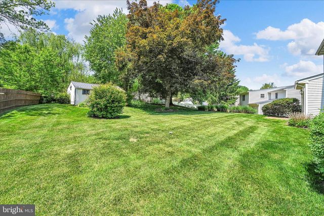 2531 VALLEY DR, Lancaster, PA 17603