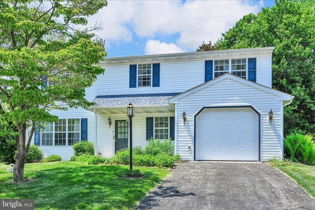 2531 VALLEY DR, Lancaster, PA 17603