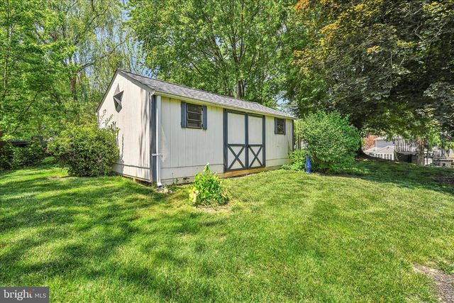 2531 VALLEY DR, Lancaster, PA 17603