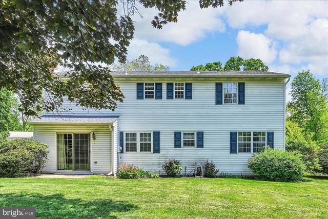 2531 VALLEY DR, Lancaster, PA 17603