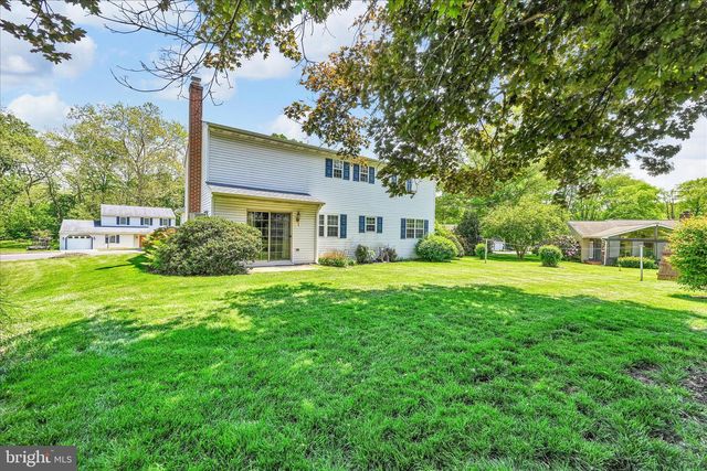 2531 VALLEY DR, Lancaster, PA 17603