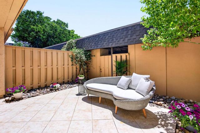 125 Connemara Way 53, Sunnyvale, CA 94087