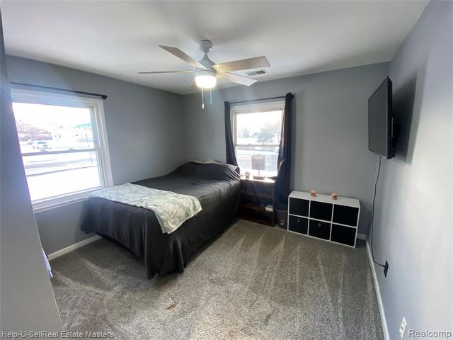 26501 Clancy Street, Roseville, MI 48066