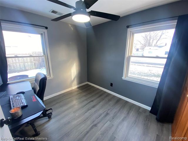 26501 Clancy Street, Roseville, MI 48066