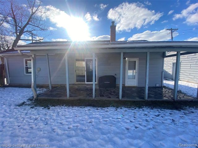 26501 Clancy Street, Roseville, MI 48066