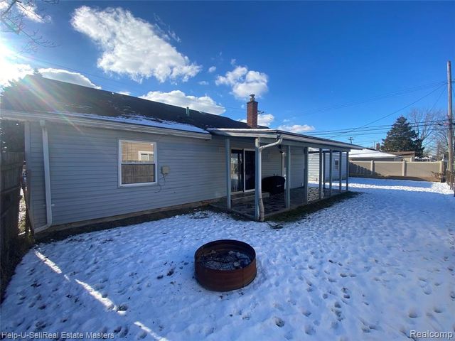 26501 Clancy Street, Roseville, MI 48066