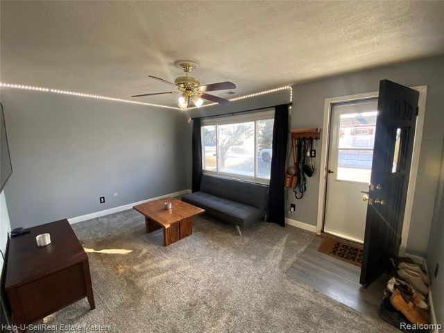 26501 Clancy Street, Roseville, MI 48066